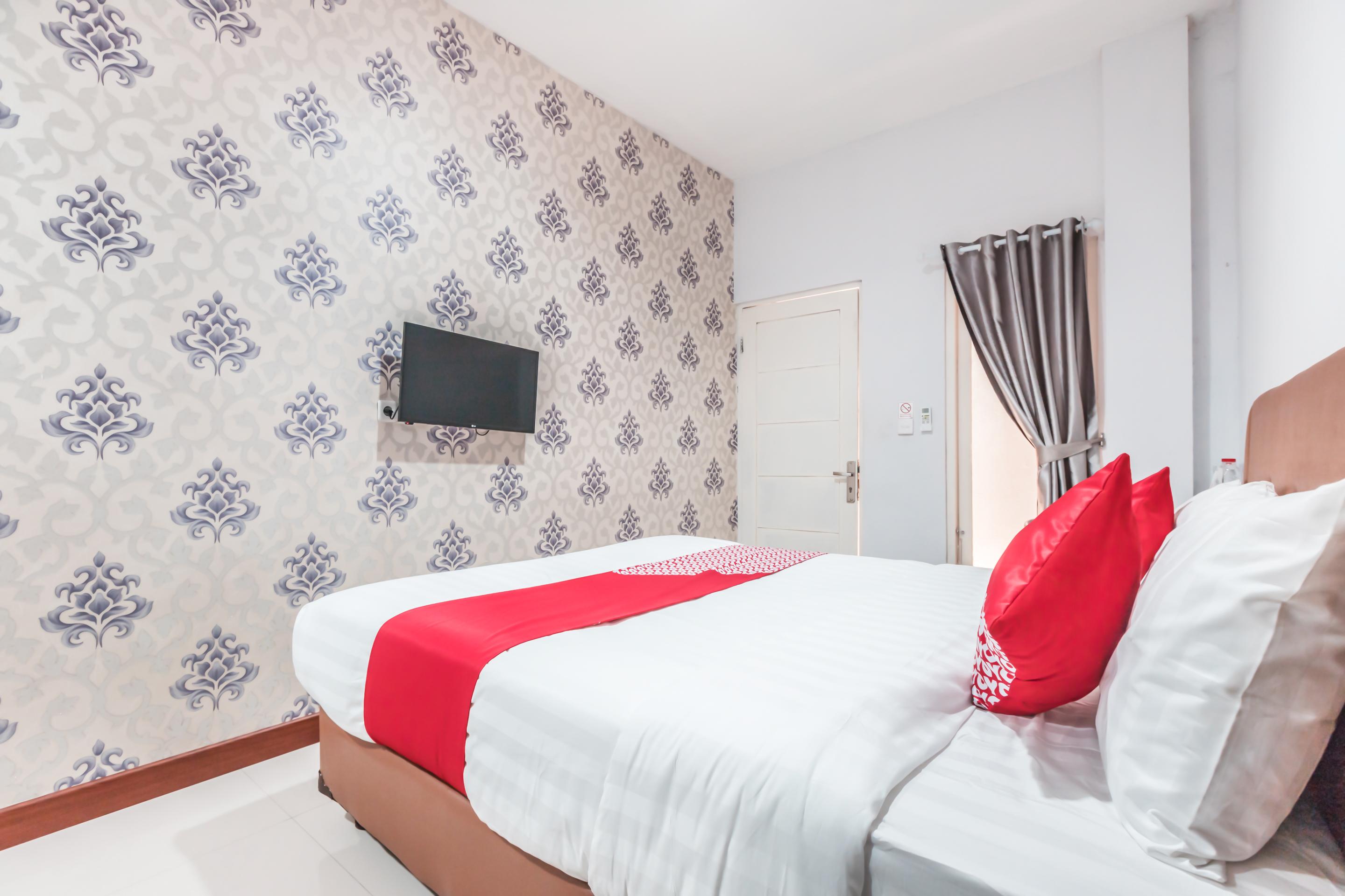 Oyo 1555 Unik Guesthouse Syariah Джакарта Екстер'єр фото